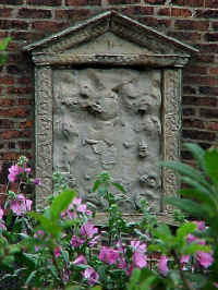 uk35003f.jpg (114143 bytes)